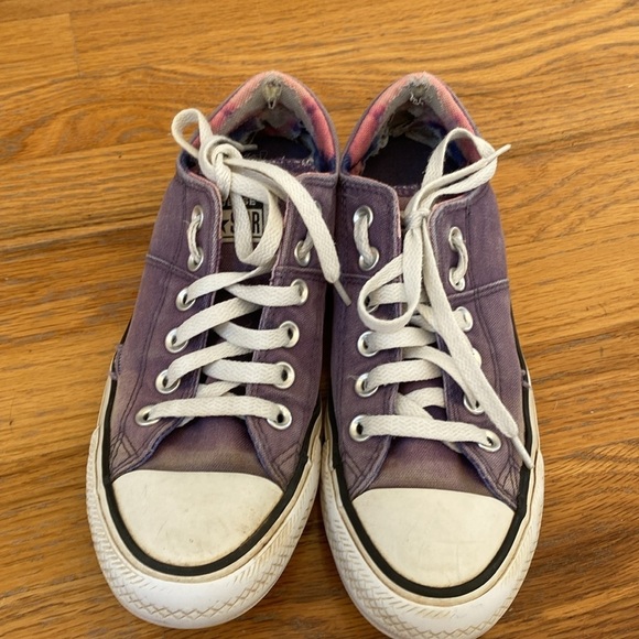 Washed out converse girls size 4 - Picture 2 of 5